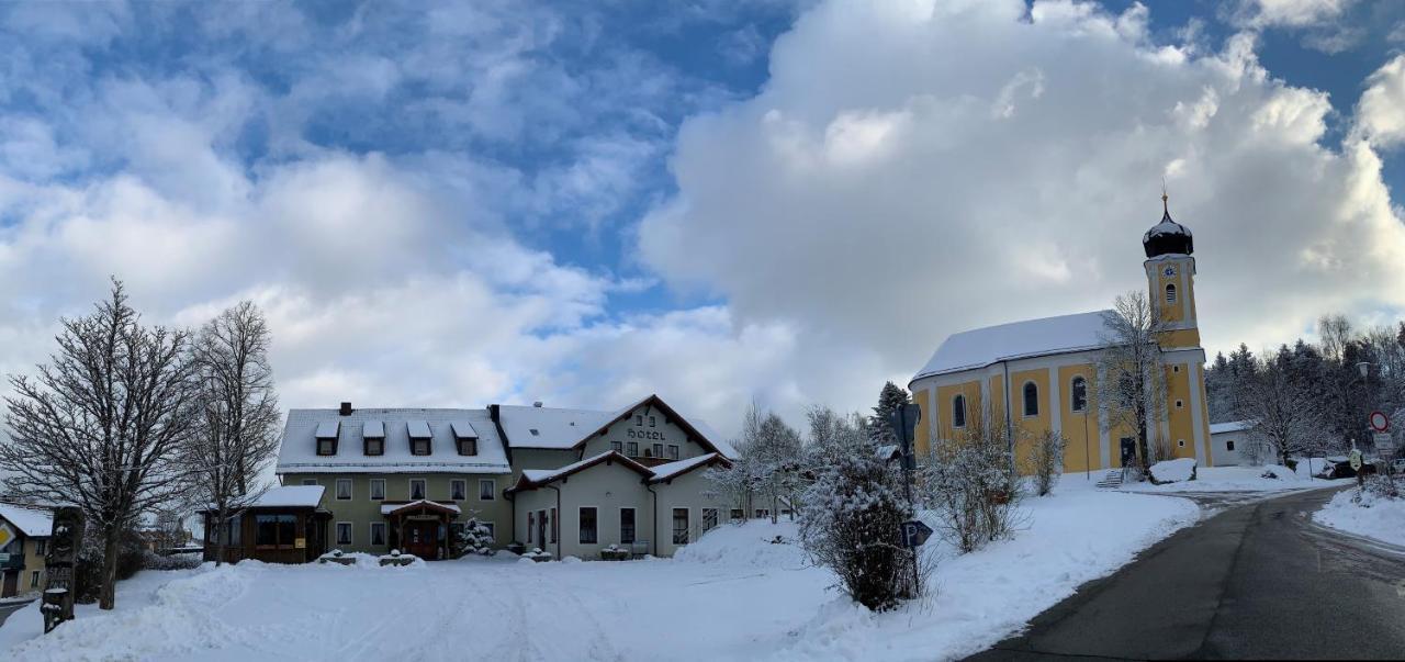 Hotel Lindenhof Hetzenbach Zell Exterior foto